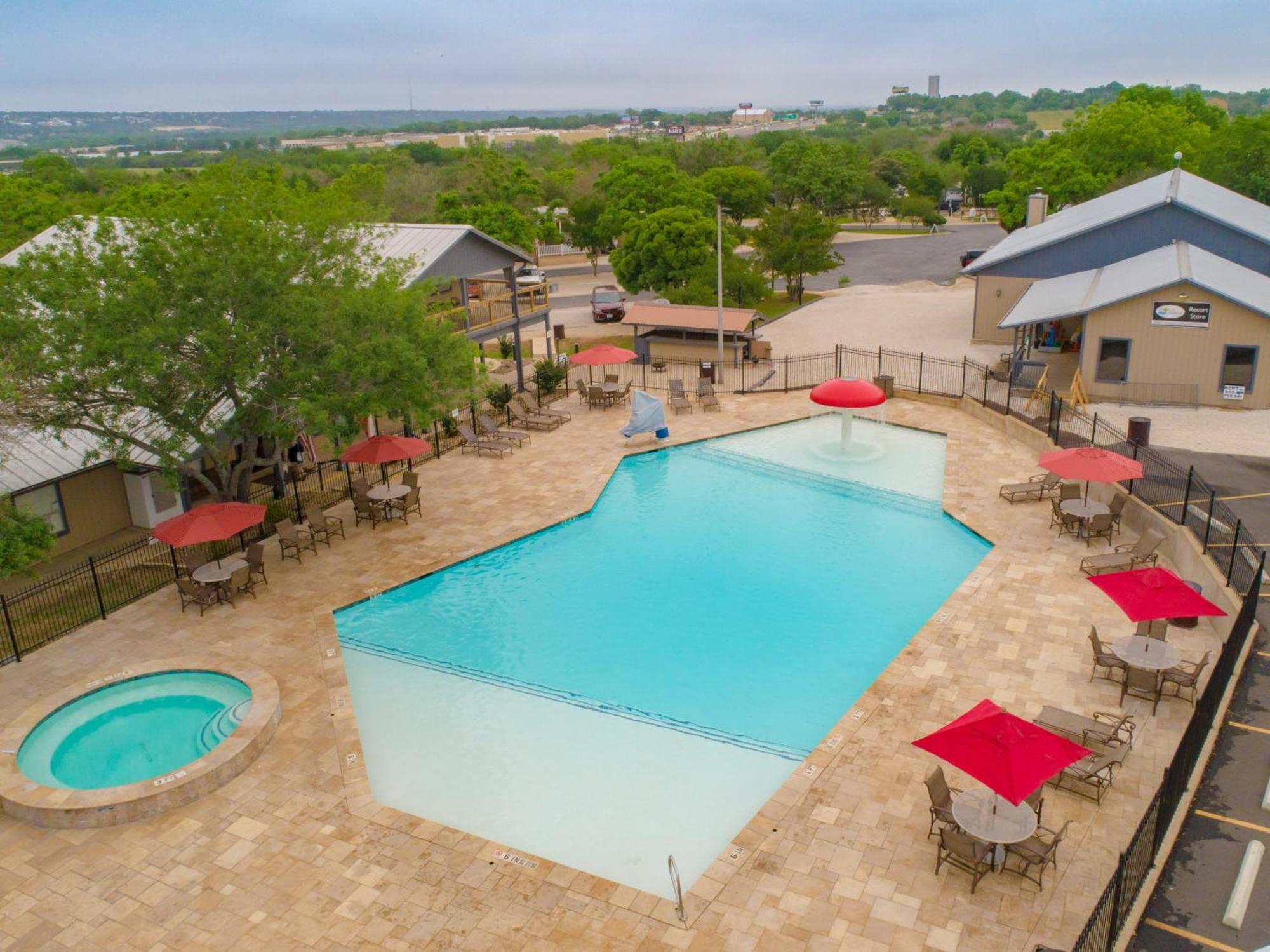 Sun Retreats Texas Hill Country Hotel New Braunfels Exterior photo